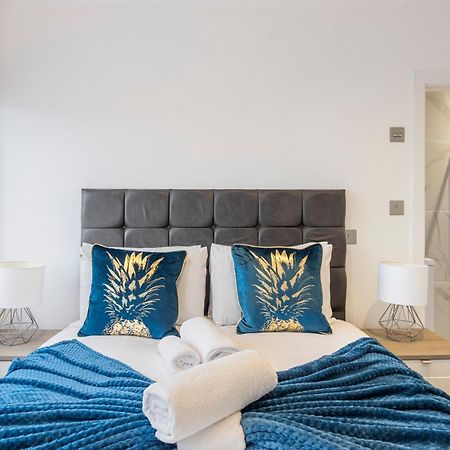 Luxurious 2 Bedroom - Apartment - Central Location Λονδίνο Εξωτερικό φωτογραφία
