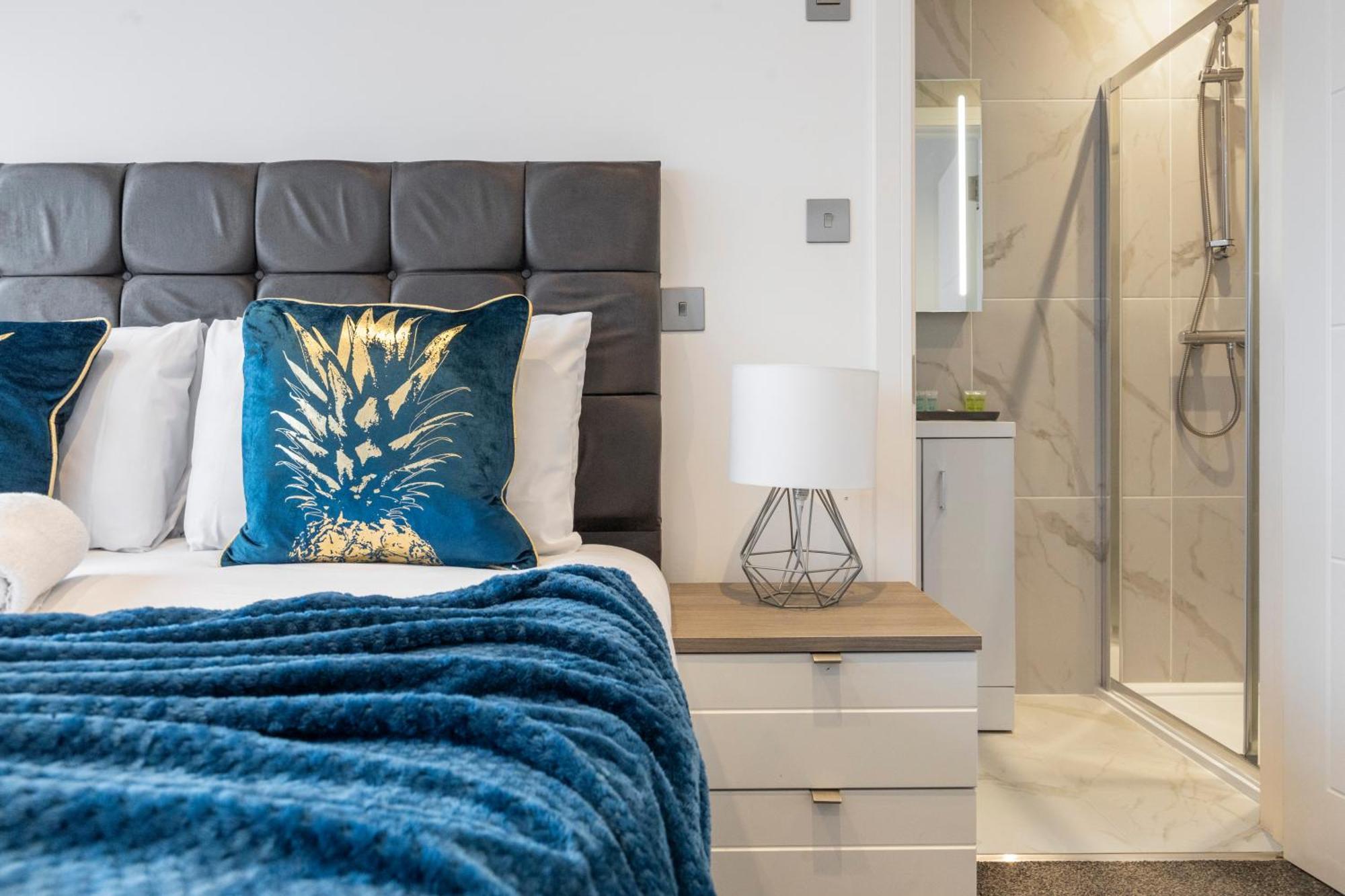 Luxurious 2 Bedroom - Apartment - Central Location Λονδίνο Εξωτερικό φωτογραφία